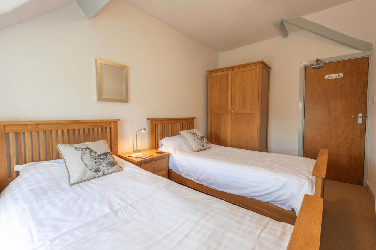 Stonyhurst Spacious Apartment, Great Location. 克利夫罗 外观 照片